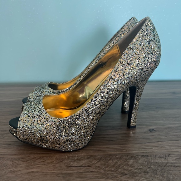 GLITTER Open Toe, High Heel, Gold, Silver and Black.  Size 7.5.  Original box! - Picture 5 of 9